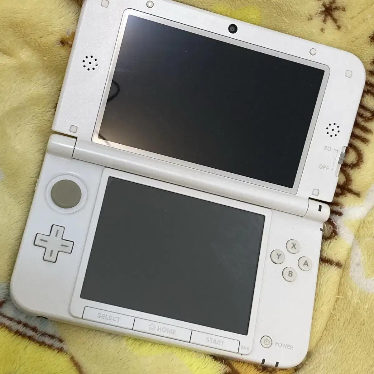 닌텐도 3ds xl 화이트 한국판 튀동숲 튀어나와요 동물의 숲 칩