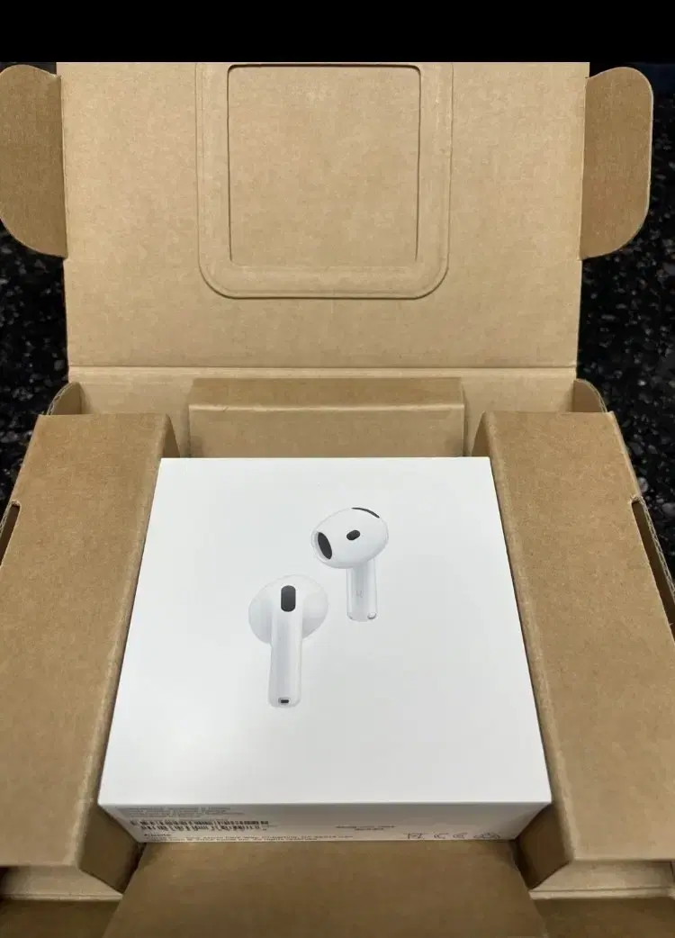 AirPods 4 액티브 노이즈 캔슬링 모델 (애플스토어 정품, 미개봉)