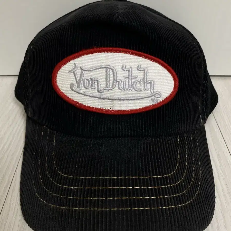 1999년 Von Dutch 트러커캡 OG