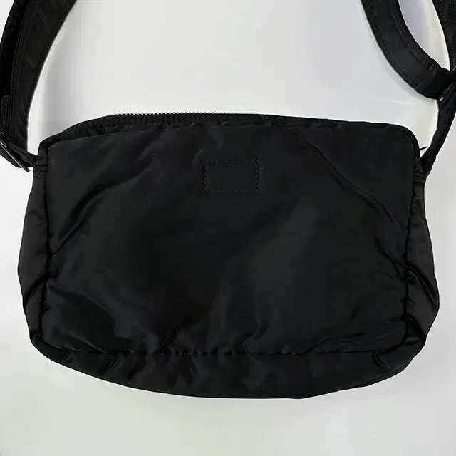 PORTER TANKER SHOULDER BAG (S) 포터 탱커 숄더백