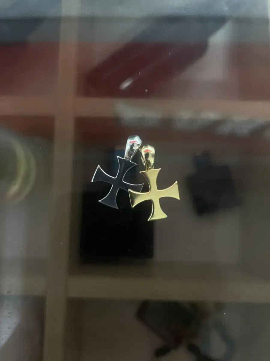 Iron Cross(철십자) pendant