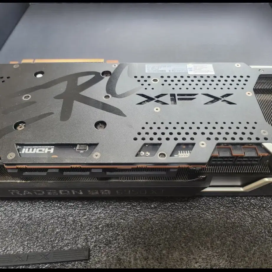 XFX MERC RX 6950XT