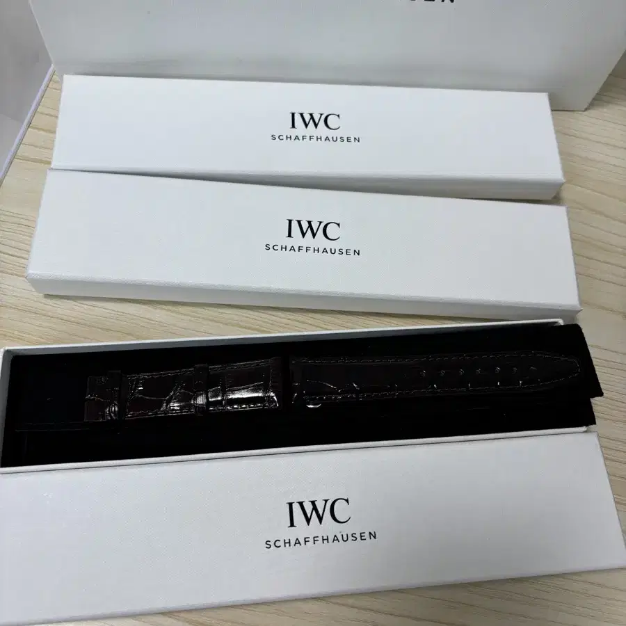 IWC 포르투기저 371609 신형 검판 시계 풀구성 판매