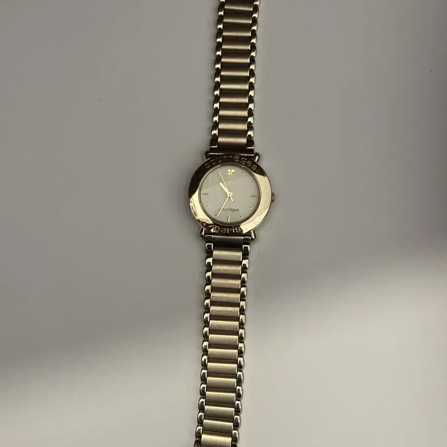 Courreges watch