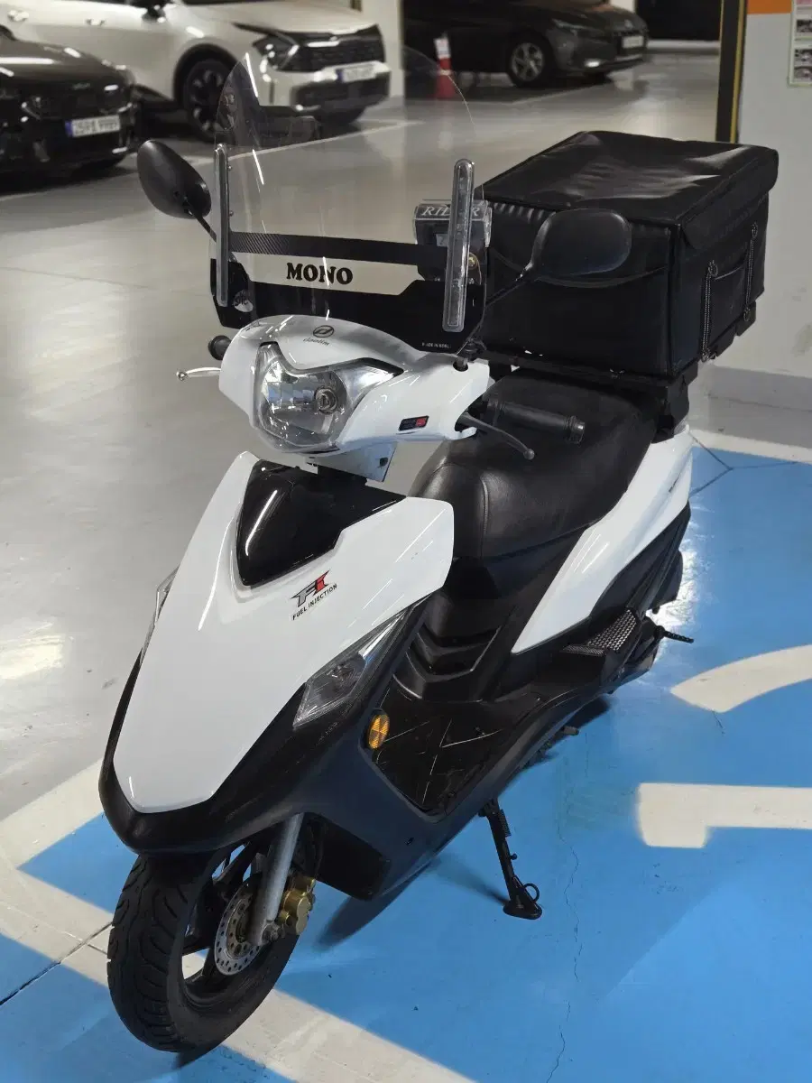 22년식 VF100 100cc 스쿠터 ( 배달세팅.125스쿠터100스쿠터