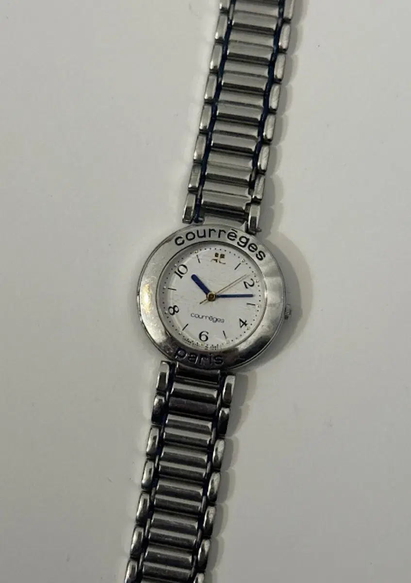 Courreges watch