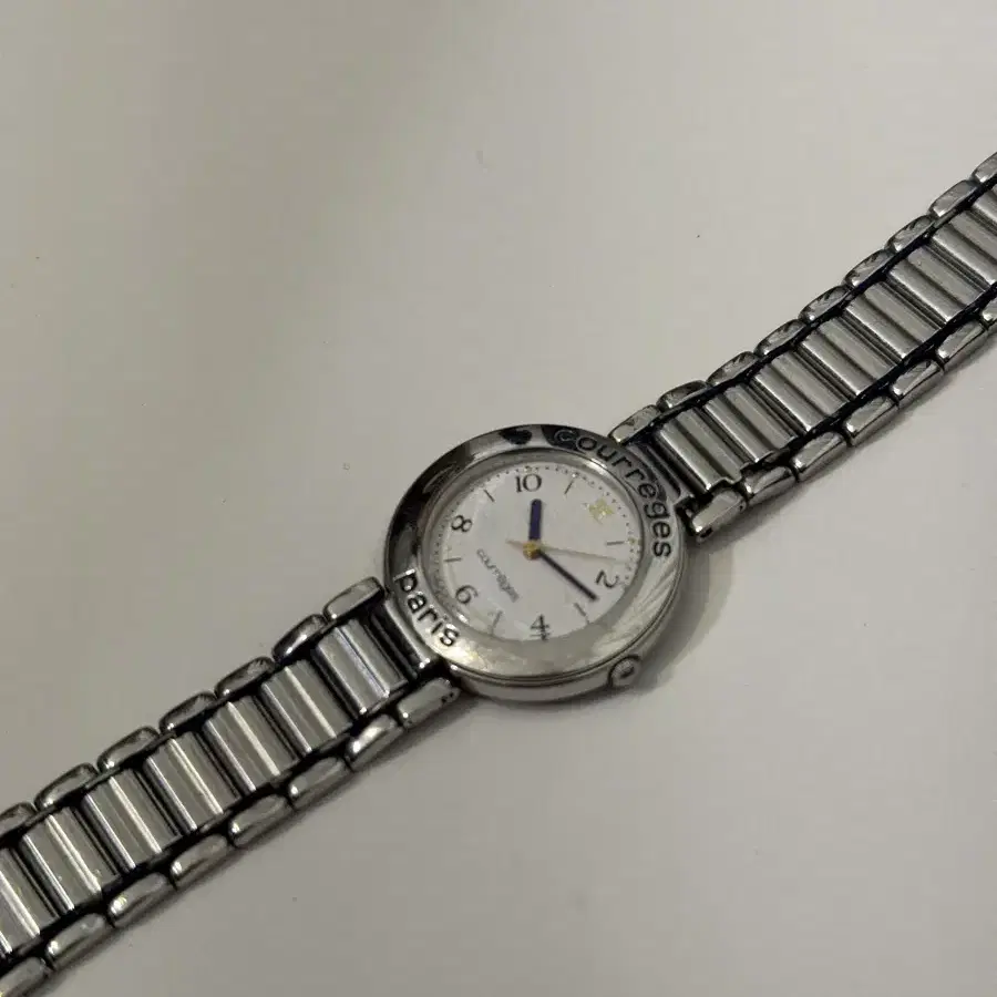 Courreges watch