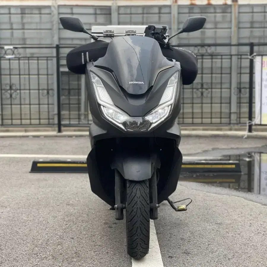 Pcx125 CBS 2022년식 1만키로 판매!