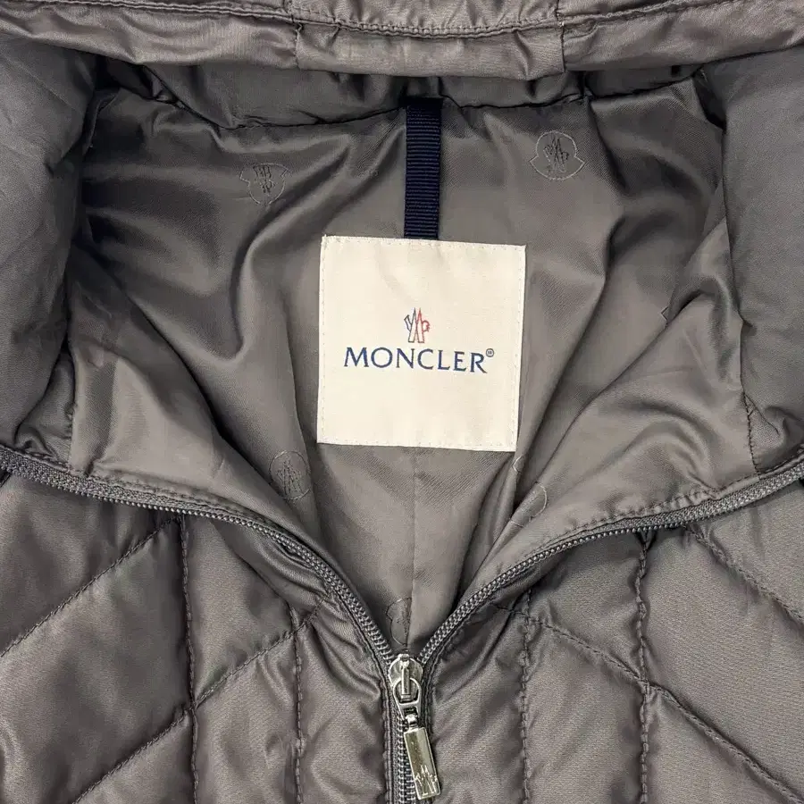 Moncler 몽클레어 그레이 롱 다운자켓