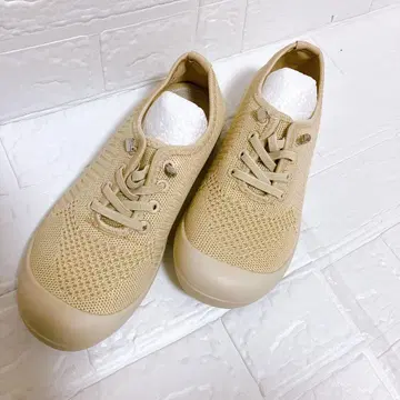 스니커즈 여성 신발 경량 메쉬 운동화 23cm~23.5cm 여름