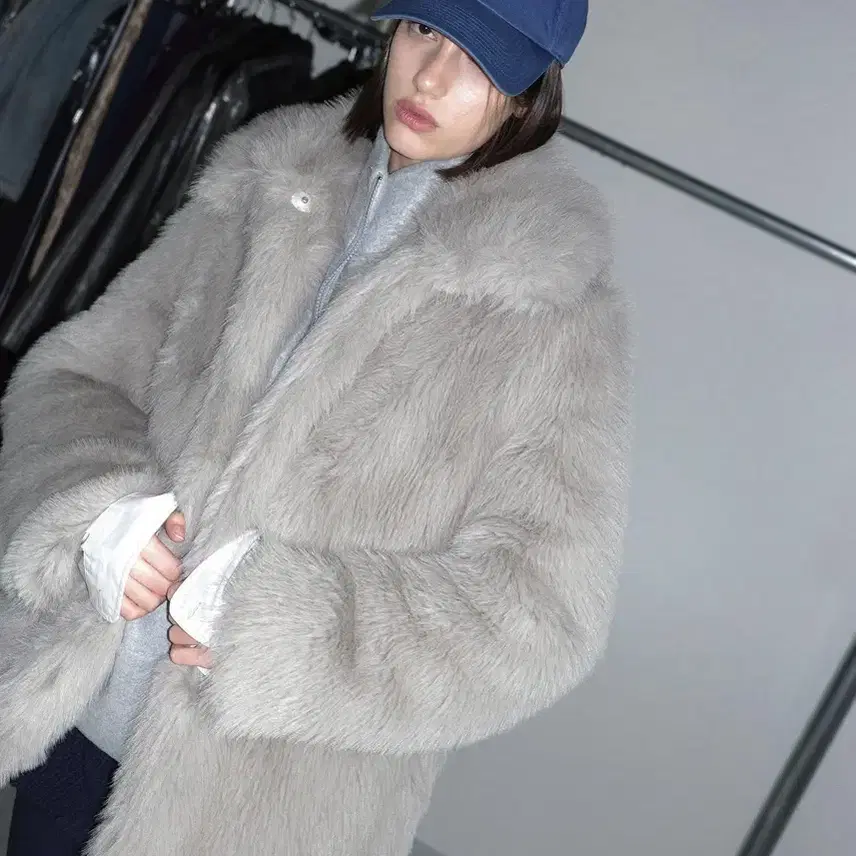 무료배송 휘 퍼자켓 그레이 hwi fur jacket coat 하이넥코트