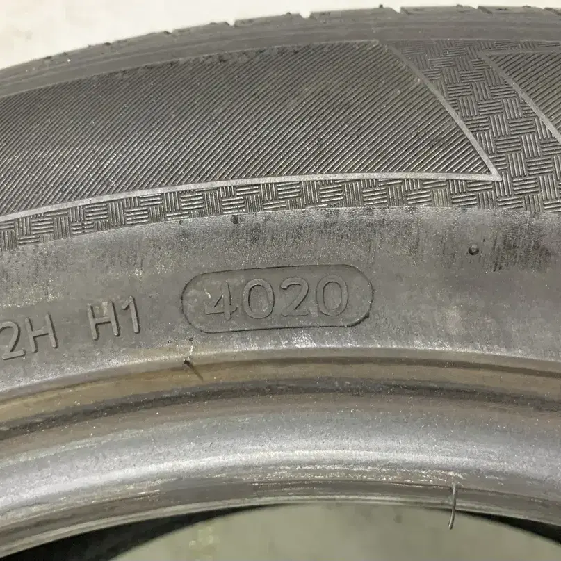 215/55R17 중고T