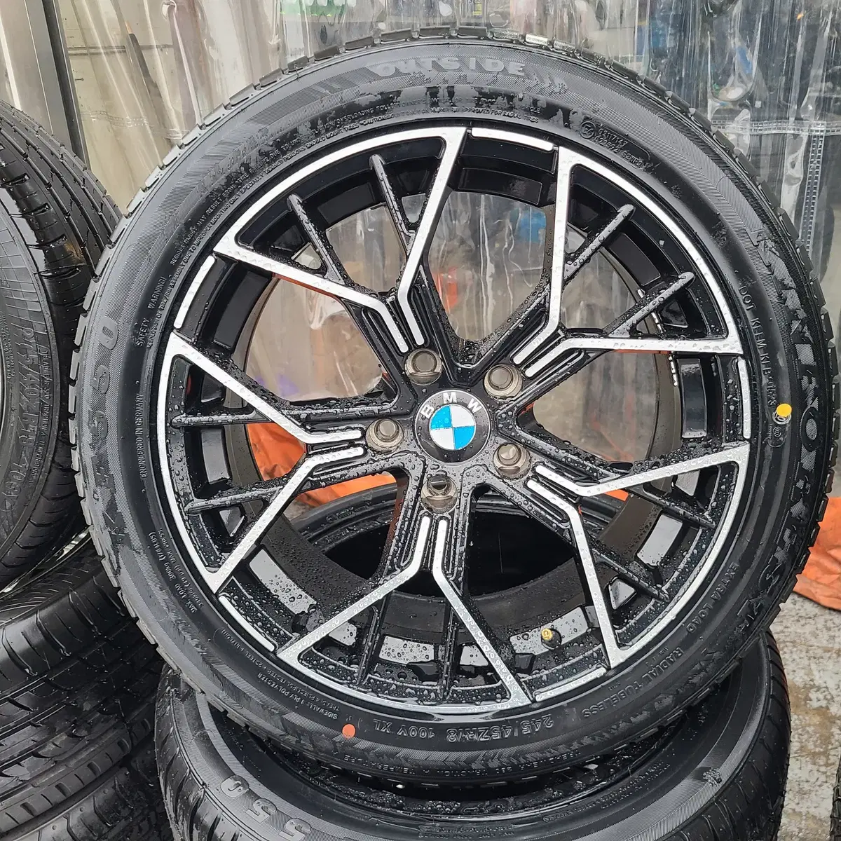 BMW (f바디) PCD:120 18인치 휠 타이어 판매 합니다