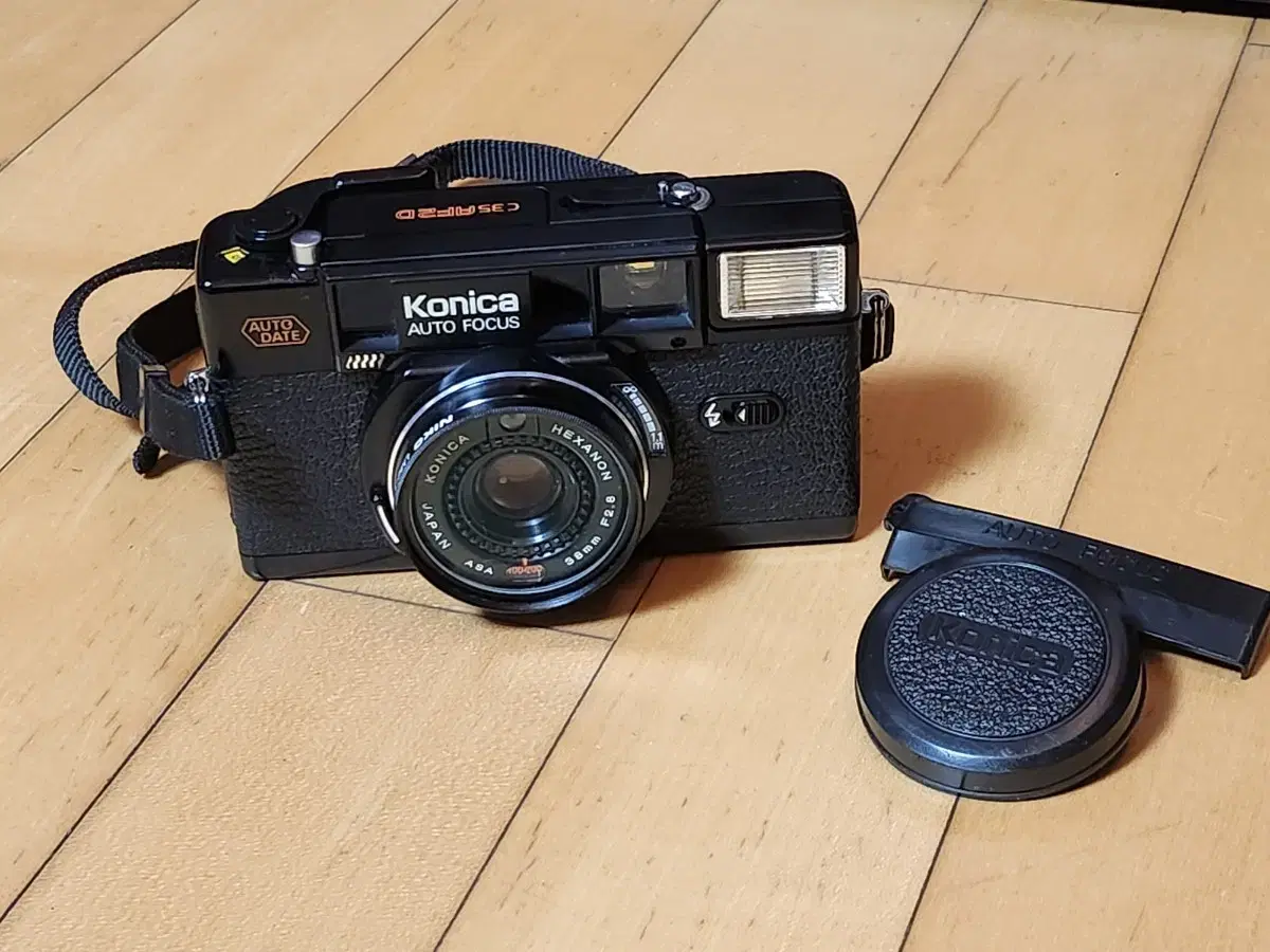 코니카 Konica C35AF2D 자동 포커스 필름 카메라