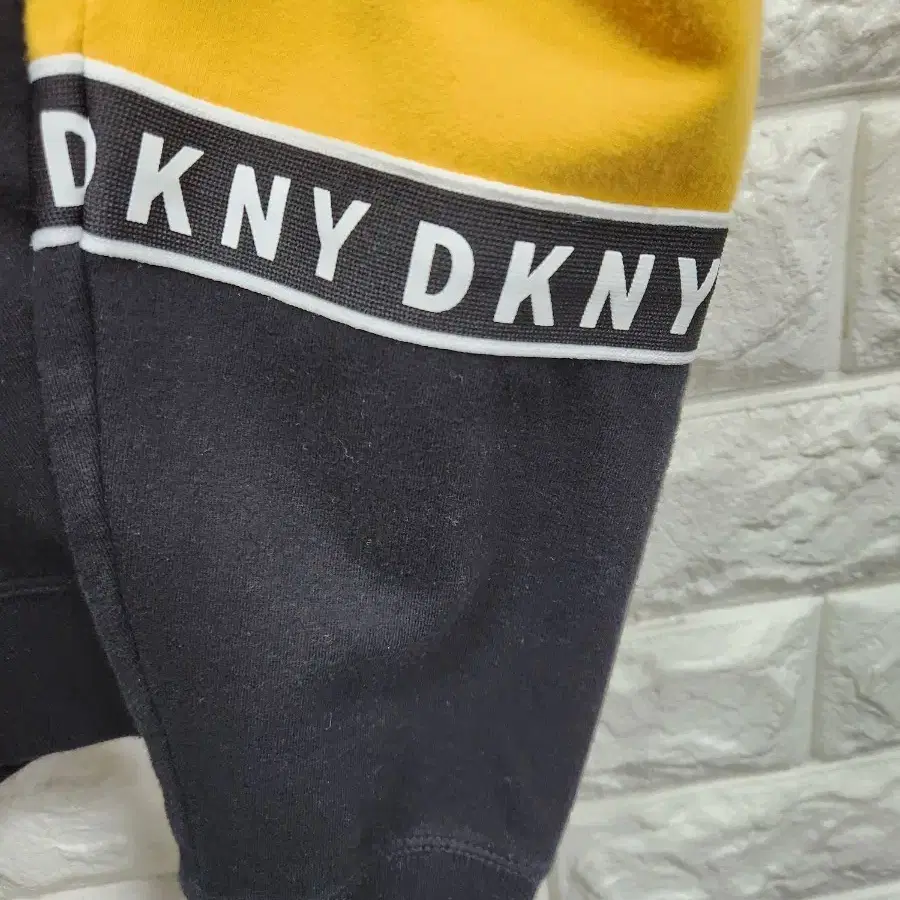 DKNY 후드티 FREE 사이즈