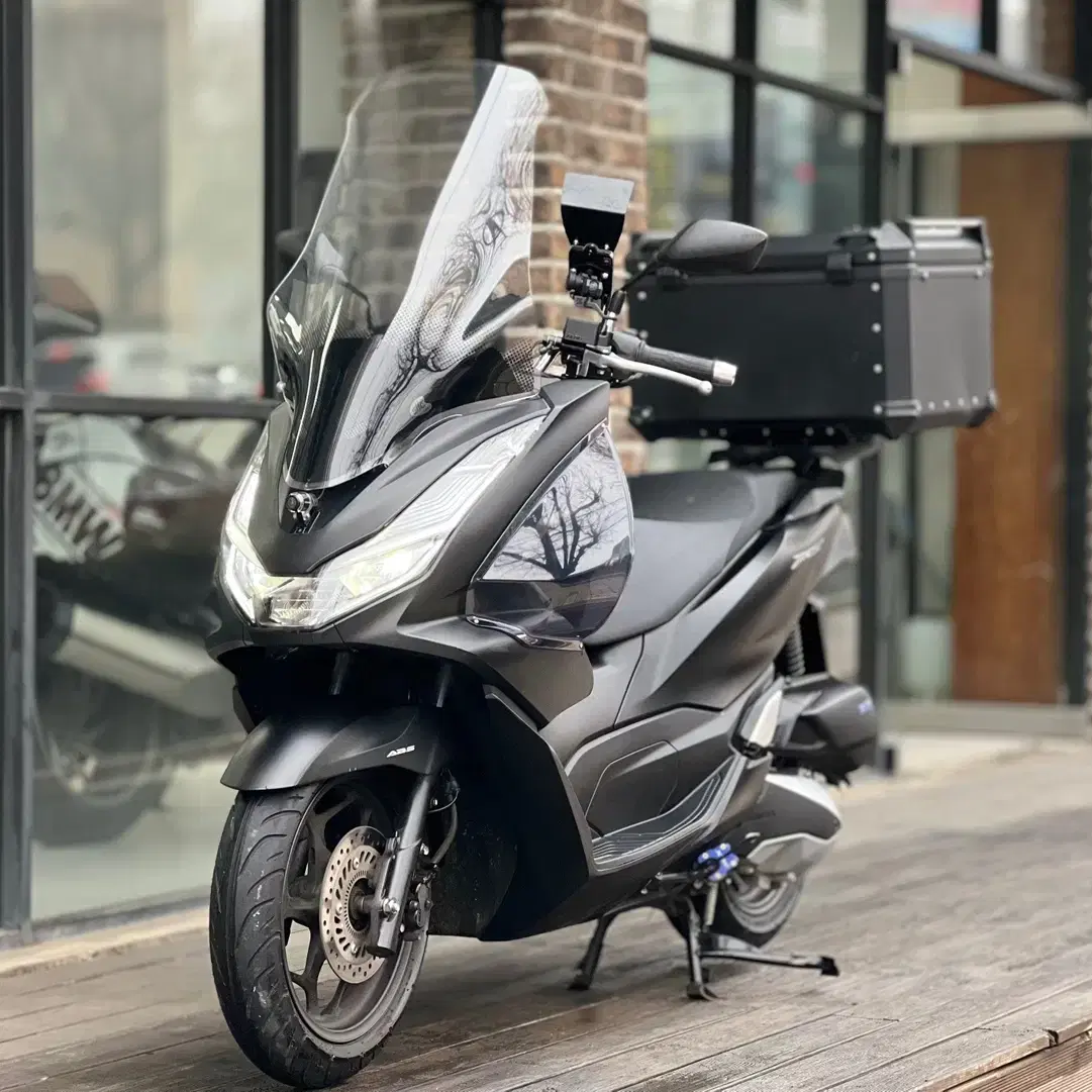 PCX125 ABS 2024년식 8천키로 신차급 풀옵션