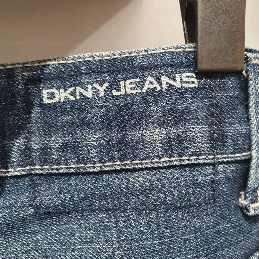 DKNY 청바지 30~31정도