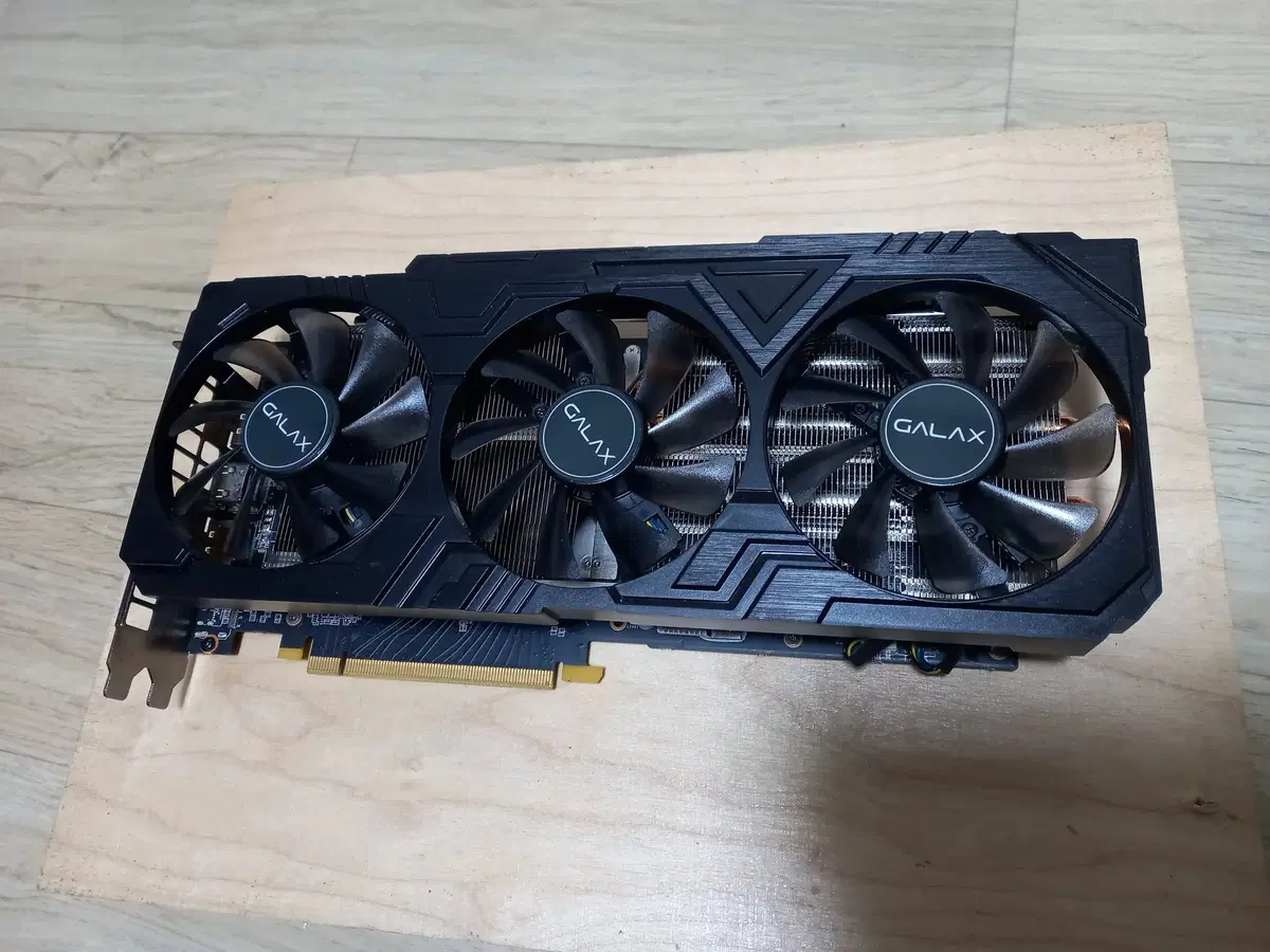 갤럭시 RTX2070 그래픽카드