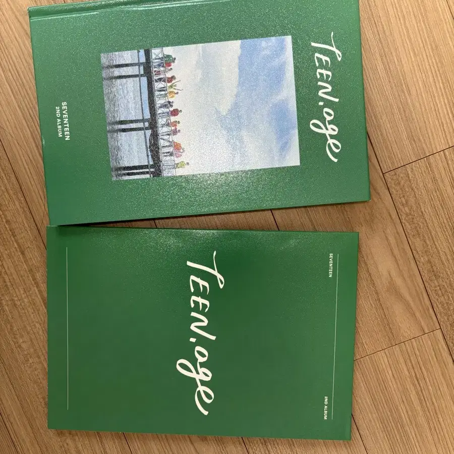 세븐틴 Teen, age white ver., green ver. 개봉