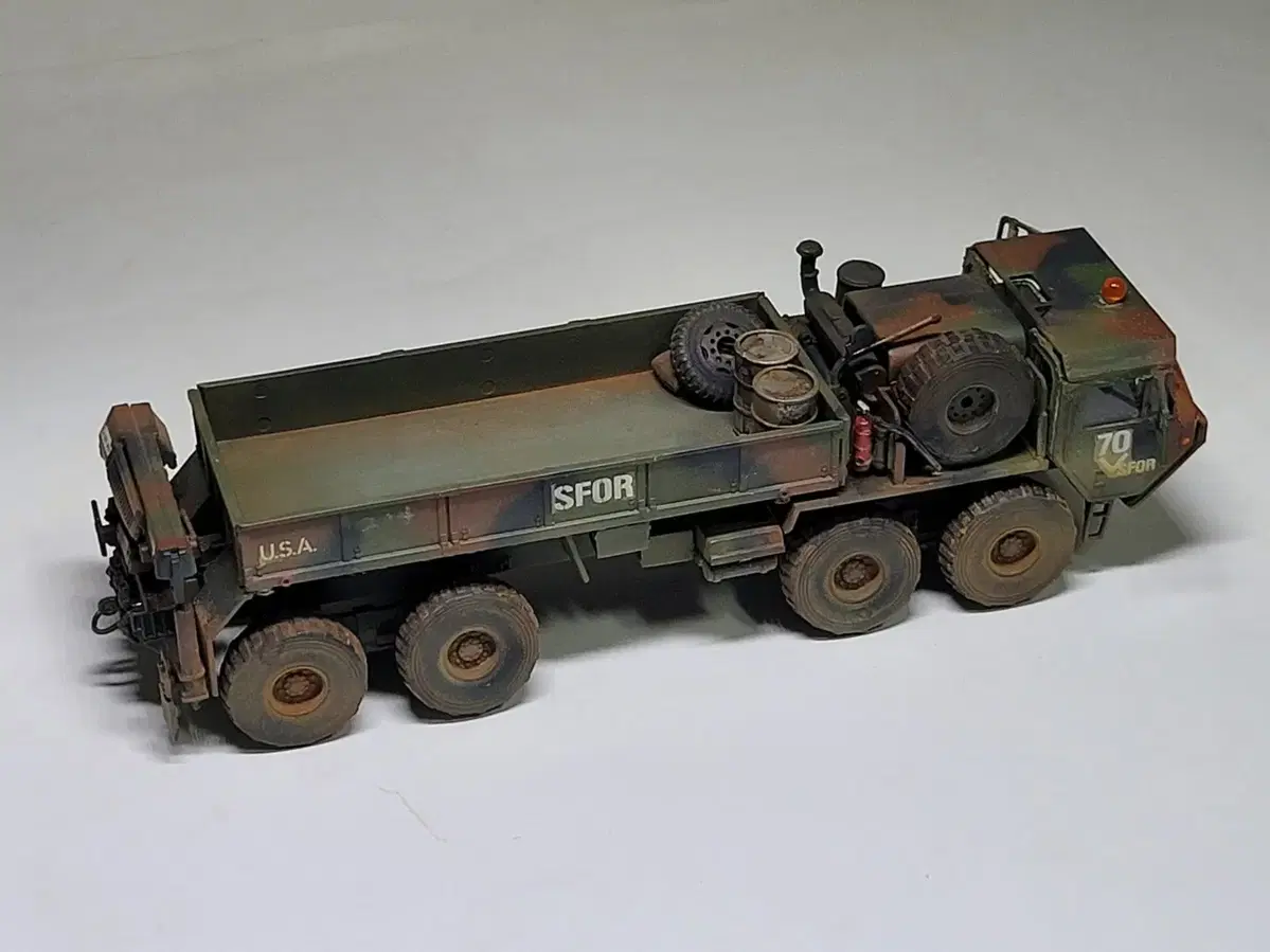 Sell finished plastic model US M977 Oshkosh Cargo Truck