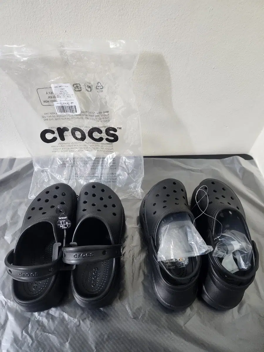 crocs.슬리퍼+슬리퍼+악세사리등