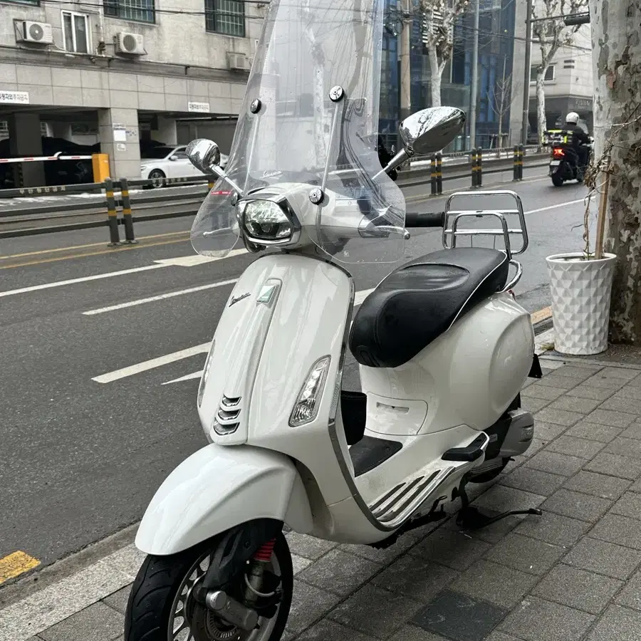 베스파 스프린트 125 ABS 13,500km