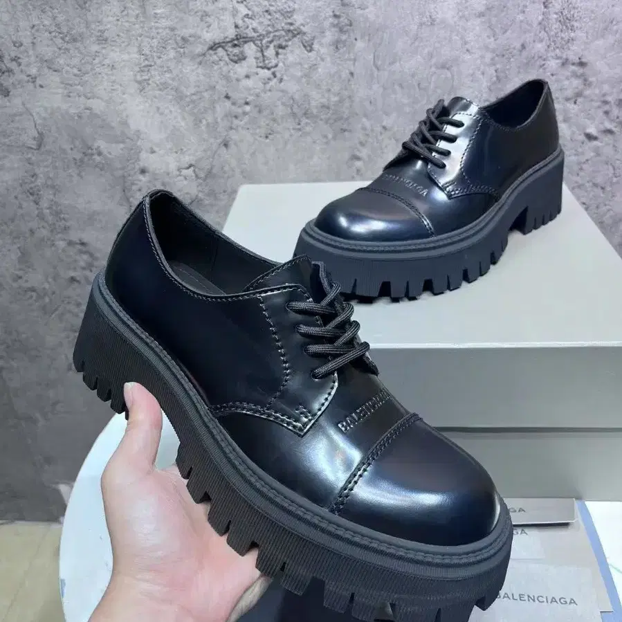 Balenciaga남성용 키 증가 가죽 신발사이즈 42