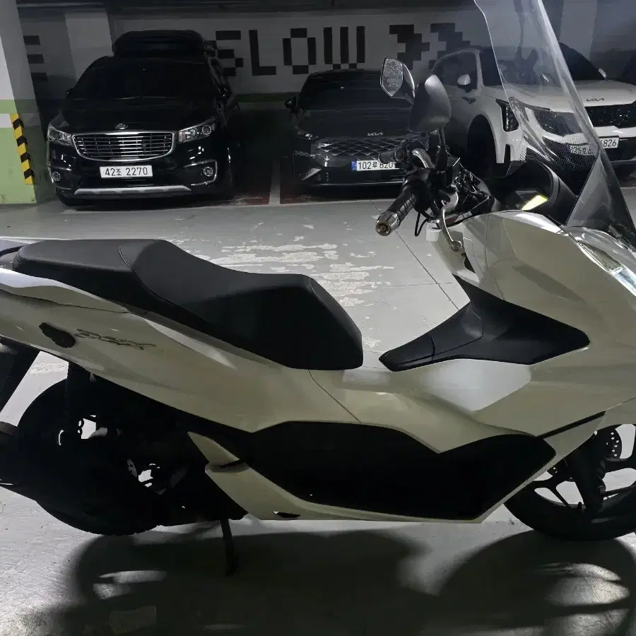 22년 pcx125ABS 2만2천K중고오토바이크루심알파엔맥스벤리존테스UH