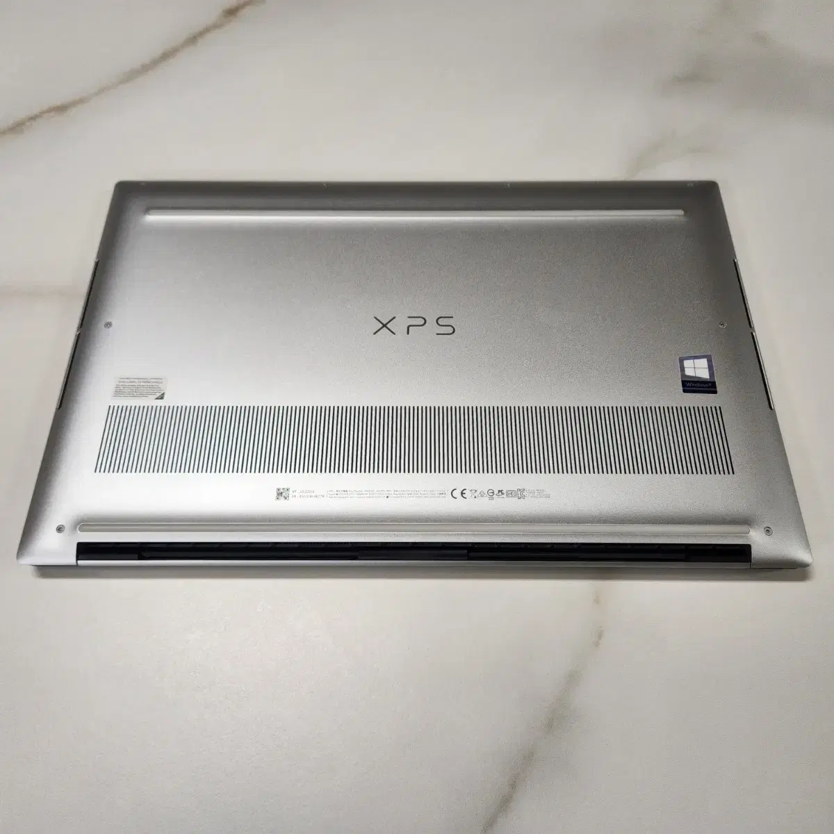 Dell XPS 15 9500 신품급 팝니다