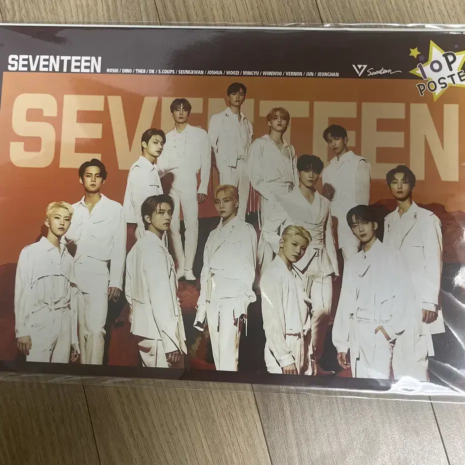 세븐틴 페더썬 포스터 호시디노디에잇도겸에스쿱스승관조슈아