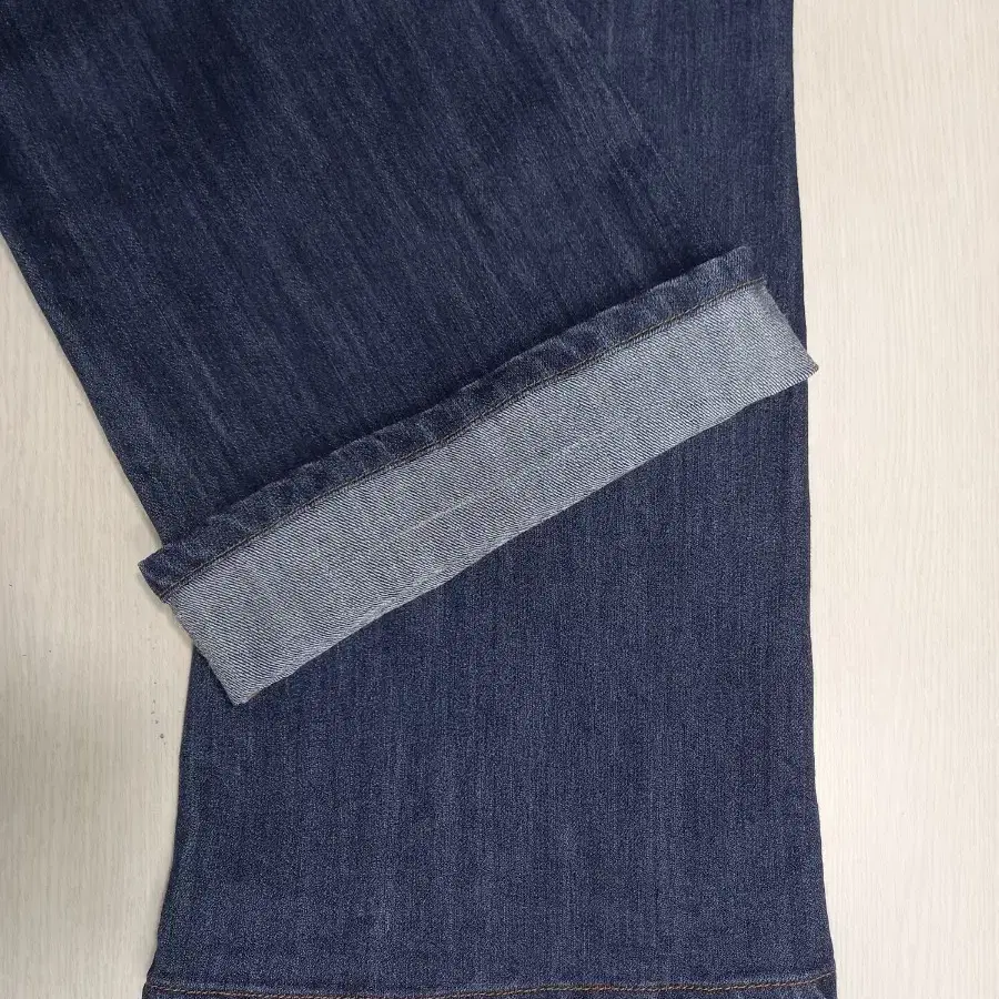 32 BELT JEANS 여성용 스판 부츠컷 진청 32-89