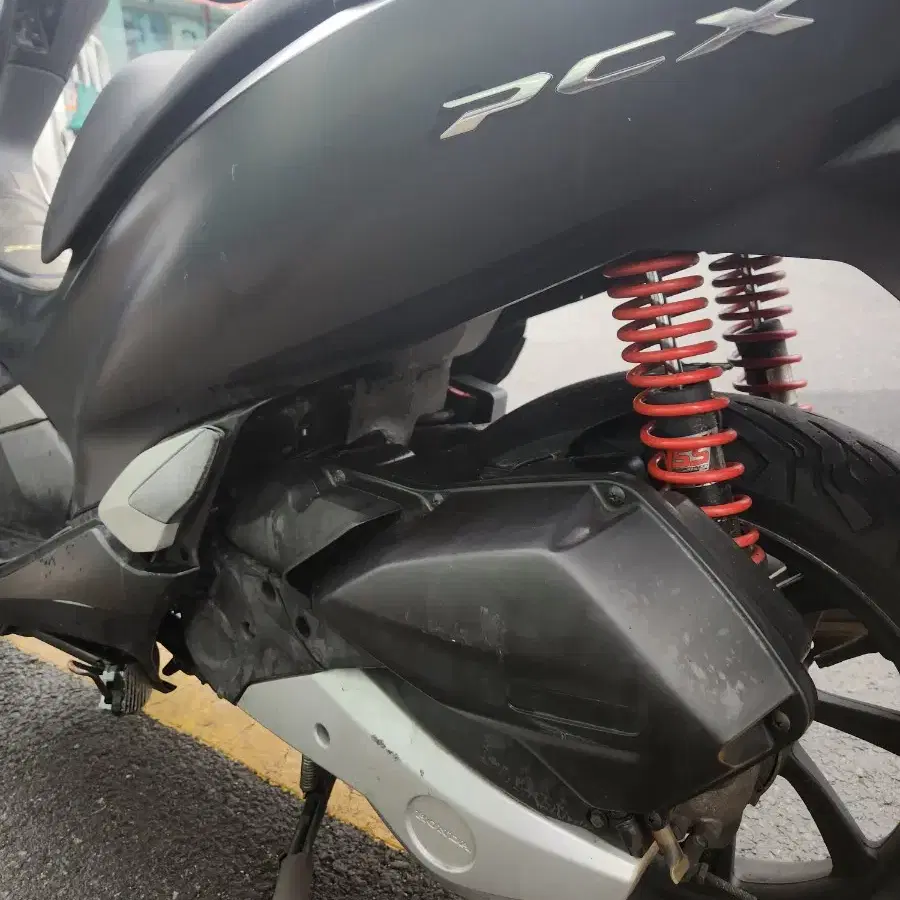 혼다 pcx 125cc 스쿠터 오토바이 바이크 배달 라이더 nmax