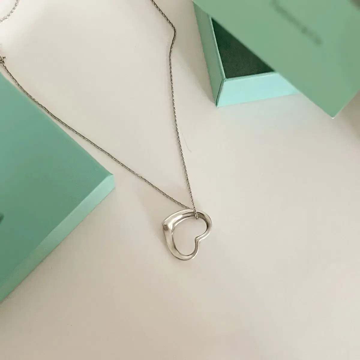 Tiffany&Co  티파니 앤코 엘사 퍼레티 오픈 하트 목걸이 22mm