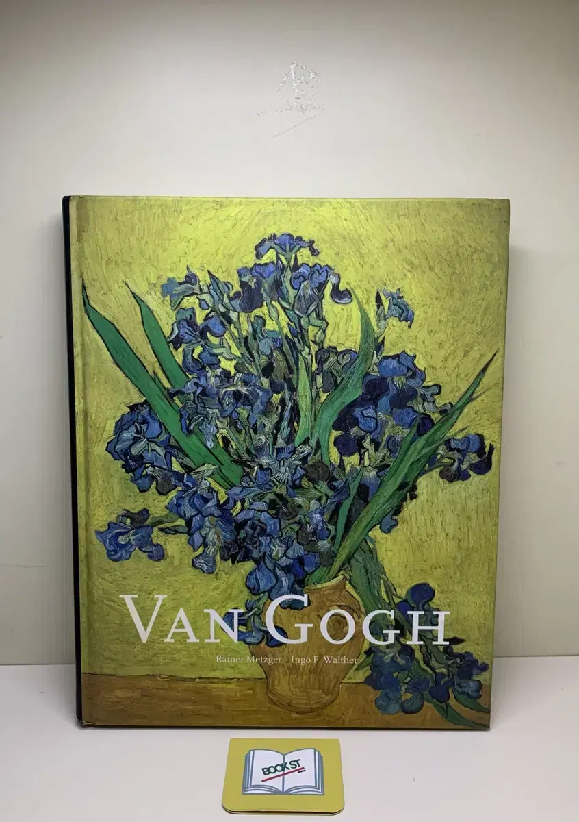 VINCENT VAN GOGH