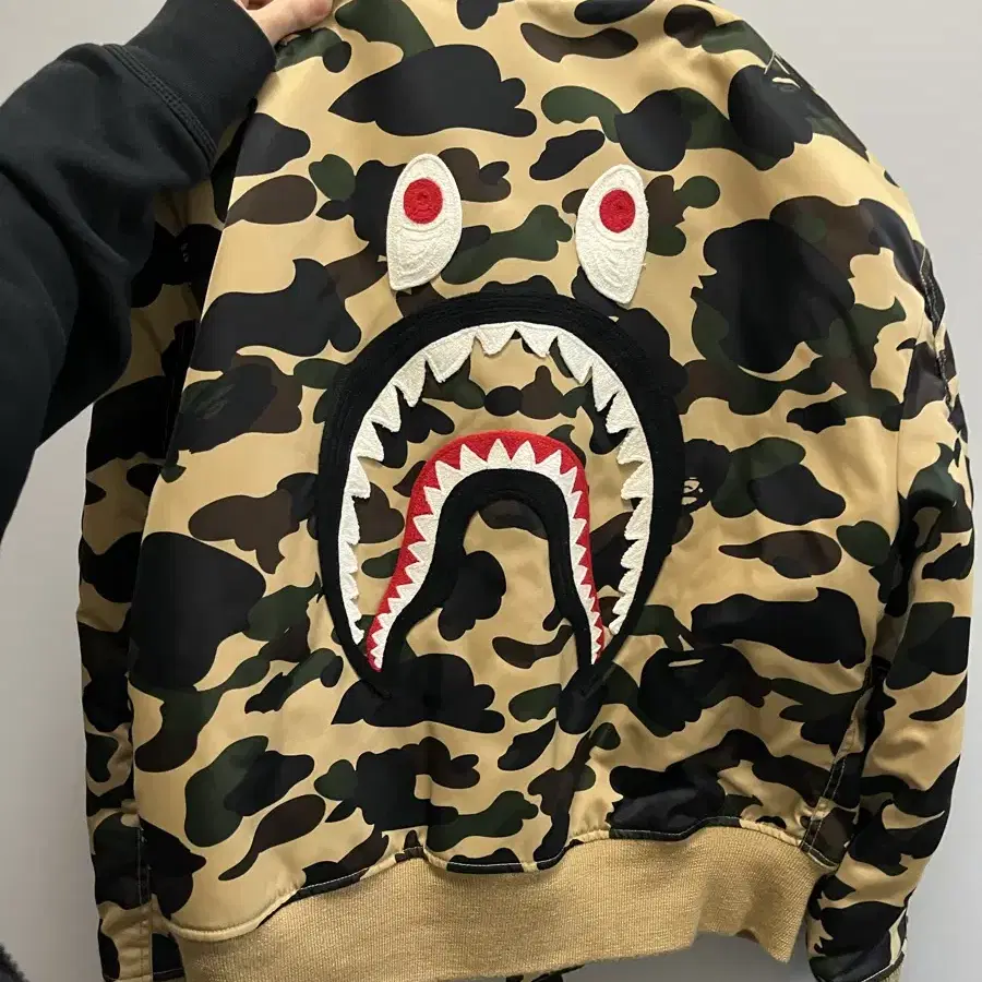 BAPE 베이프 샤크 황계 카모 항공점퍼