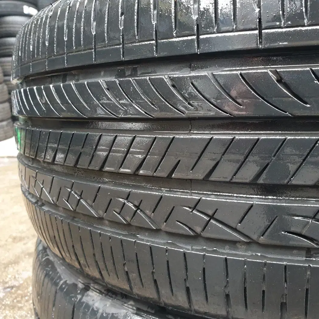 2454519중고타이어 한국타이어 벤투스 V2AS 245/45R19 세트