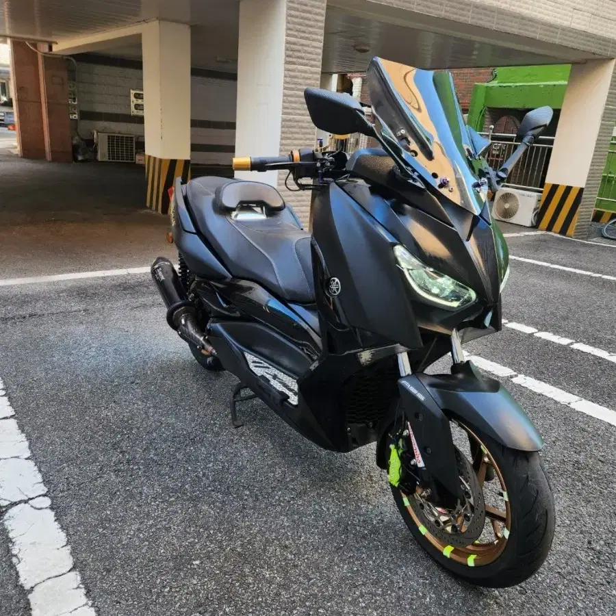 xmax300 21년 아크라 구변