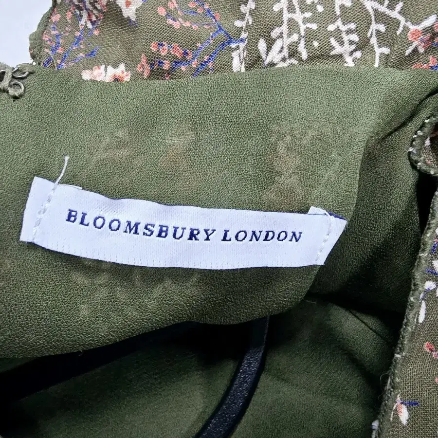 원피스 bloomsbury London 롱원피스 플리츠