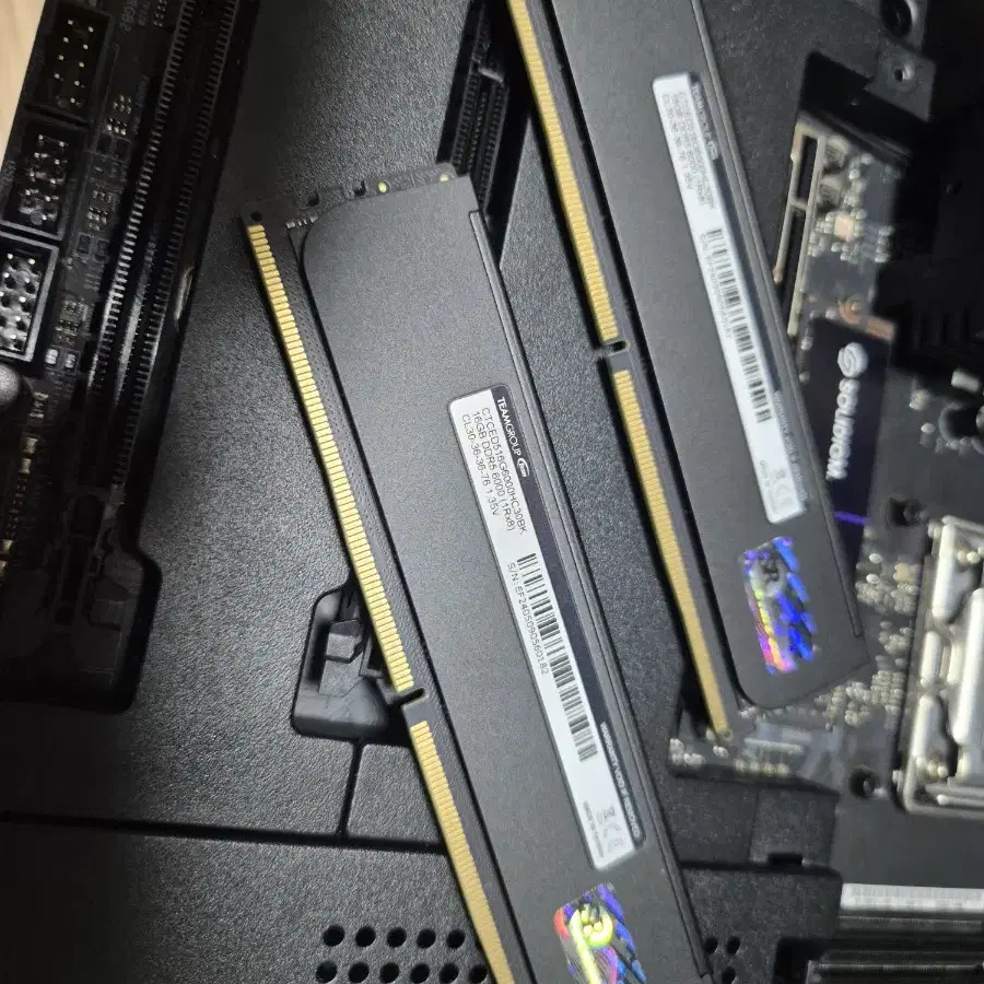 TEAMGROUP DDR5-6000 CL30 16G x2