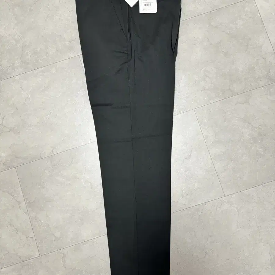 띠어리 Tapered Wool Gabardine Pant 판매