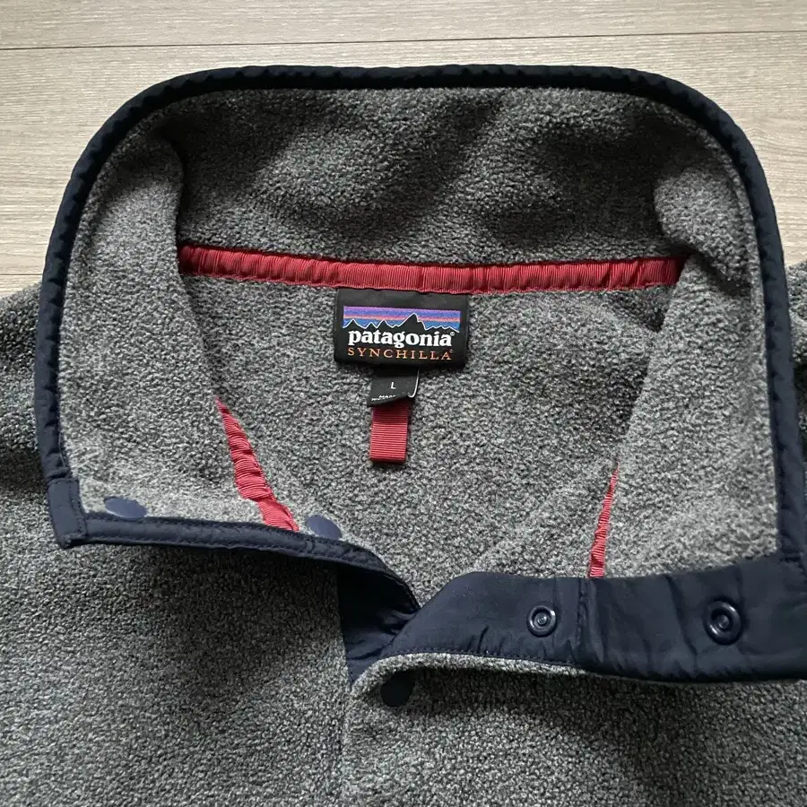 [L] 파타고니아 신칠라 니켈 네이비 그레이 플리스 patagonia