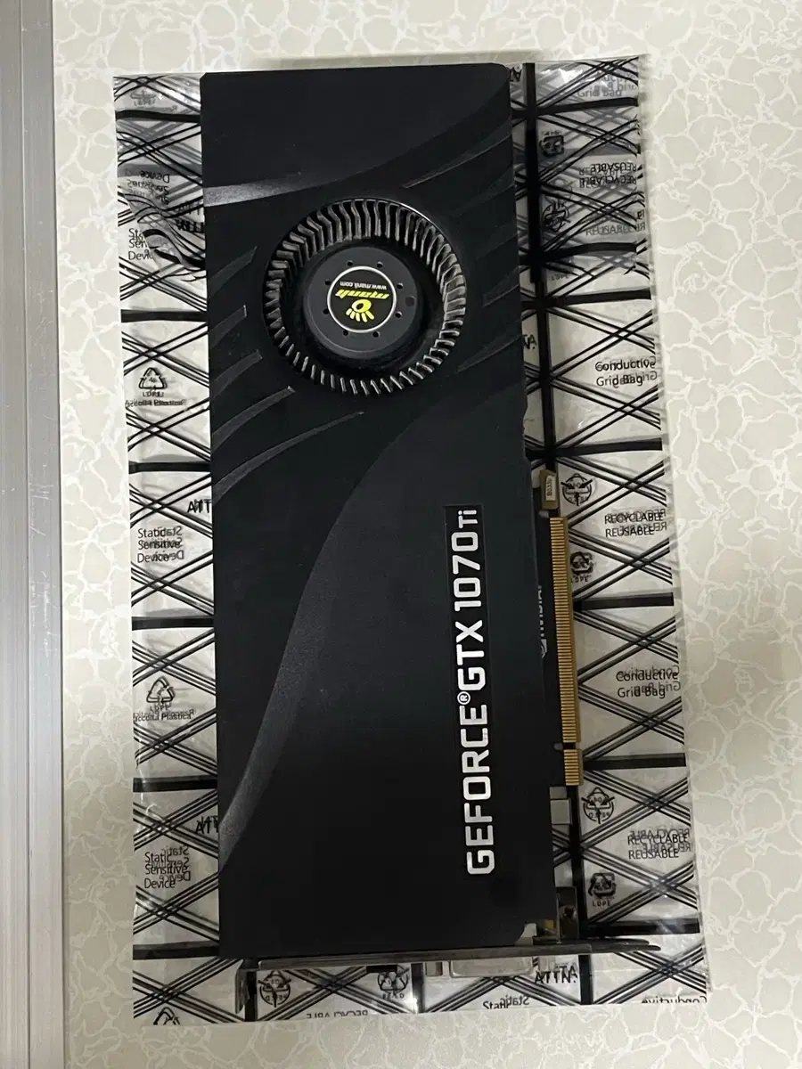 지포스 GTX 1070 Ti 8g 그래픽카드