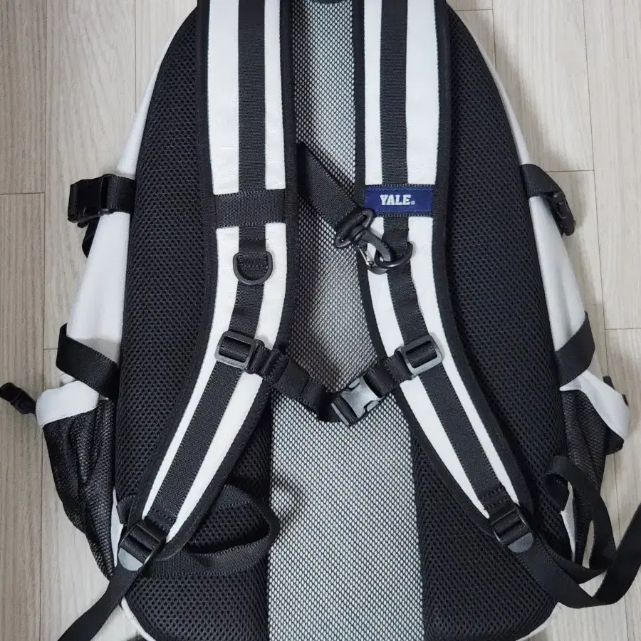 [새상품] 예일 백팩 그레이 THINK PACK 45L