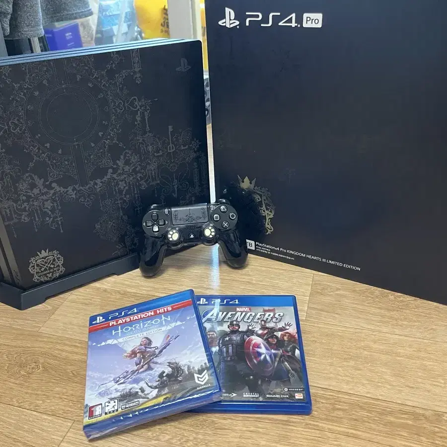 PS4 Pro KINGDOM HEARTS III 한정판 판매합니다