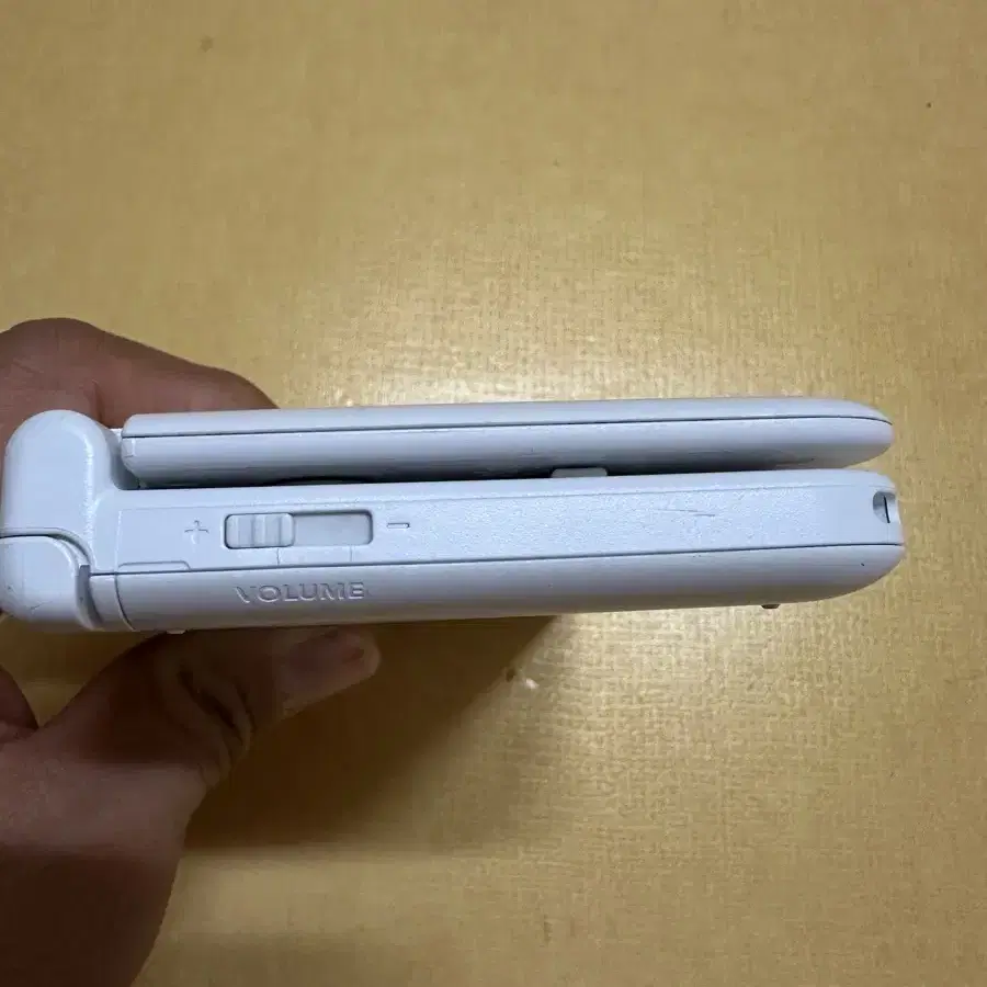 닌텐도 3DS XL 판매합니다.