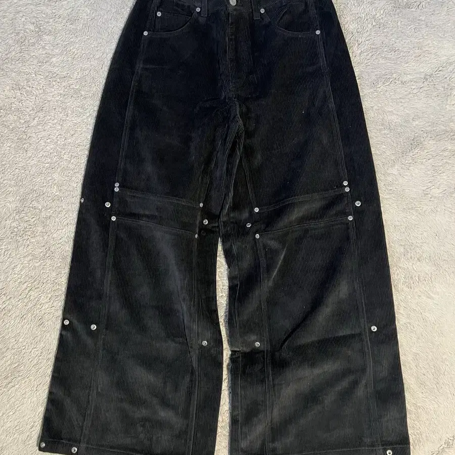 이에이 HYBRID OVER PANTS Charcoal