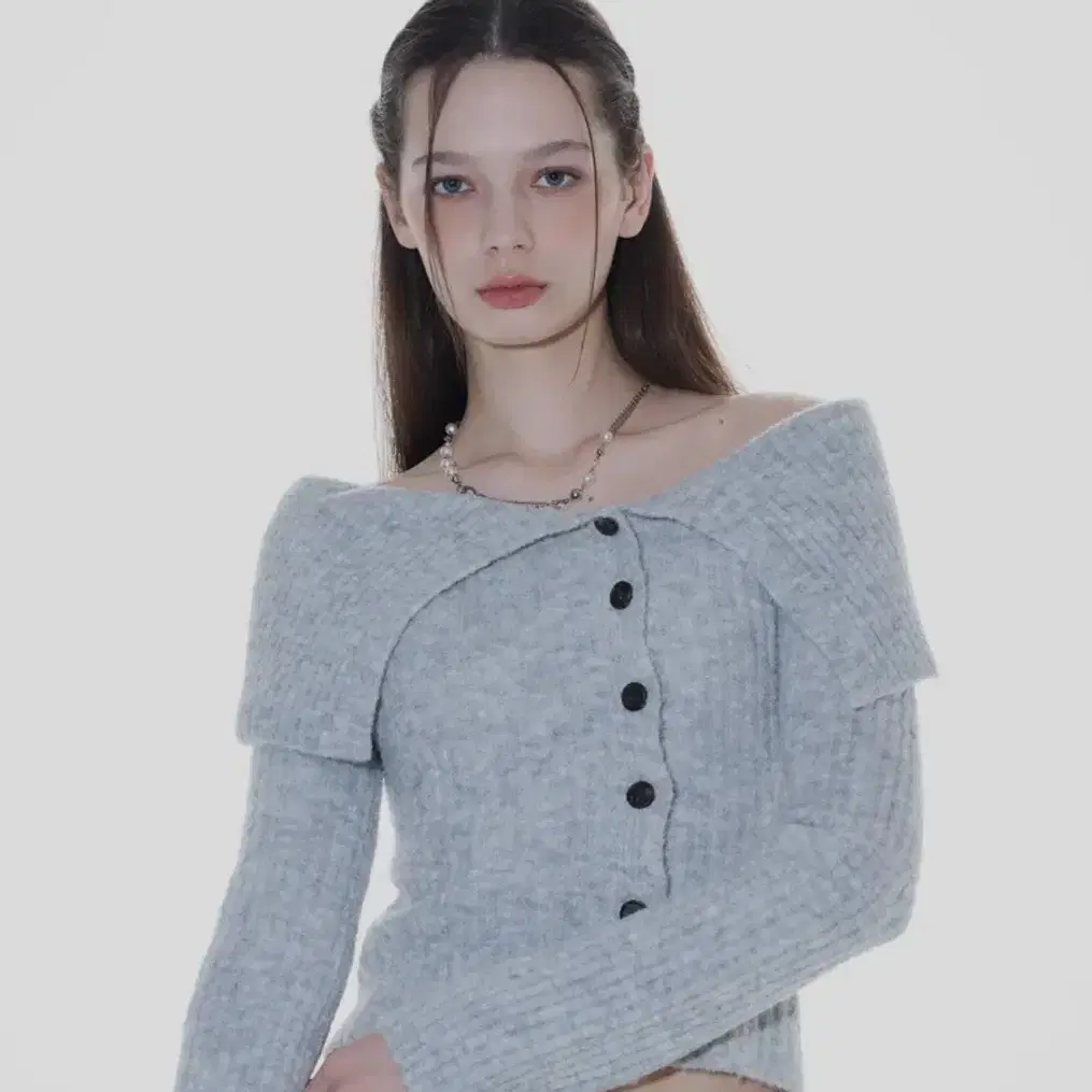 라티젠 니트 L14 OFF-SHOULDER KNIT (GRAY)