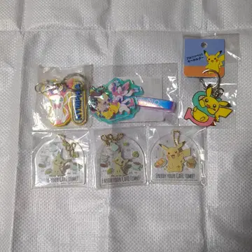 미미큐 피카츄 닌피키 키링