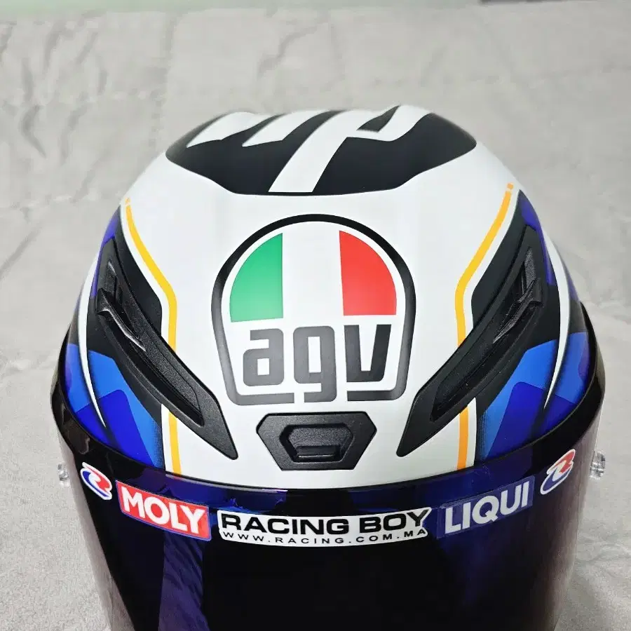 AGV 피스타 코르사 GP R