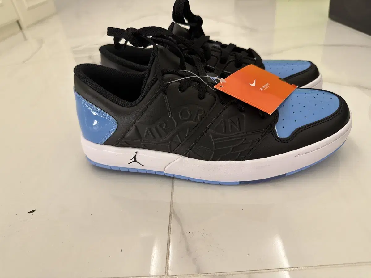 jordan nu retro 1 low